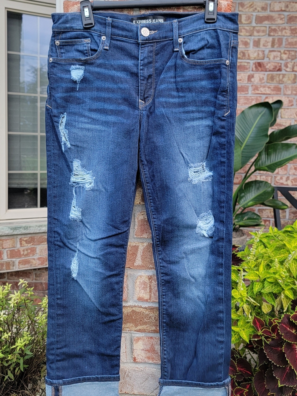 Express Jeans Women's Dark Blue Cropped Distressed Skinny Jeans